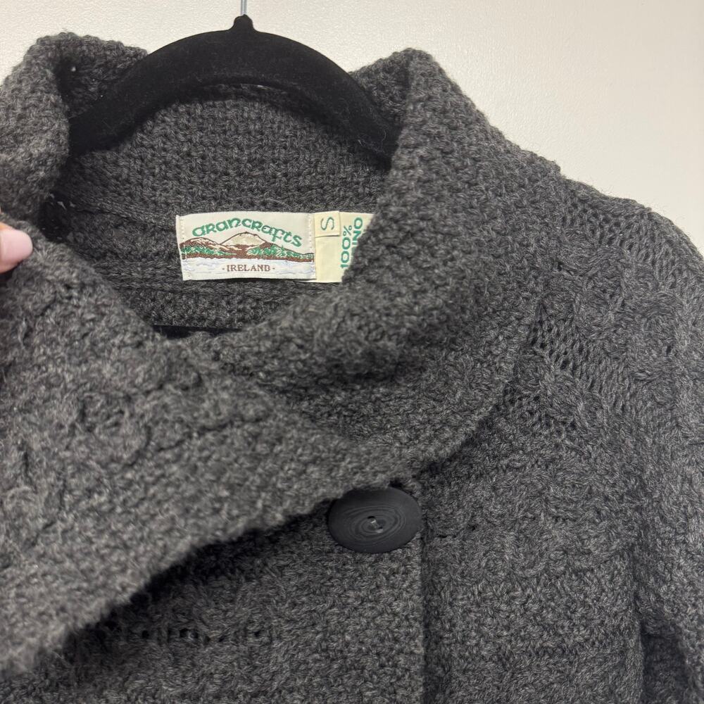 Aran Crafts Gray Thick Cable Knit Cardigan Sweater 100% Irish Wool Size Small - Picture 4 of 8